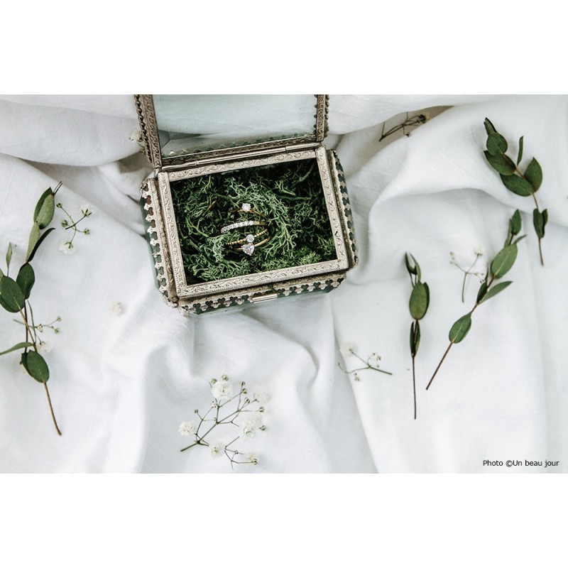 Bague Carador or jaune 375/000 et oxyde de zirconium cœur