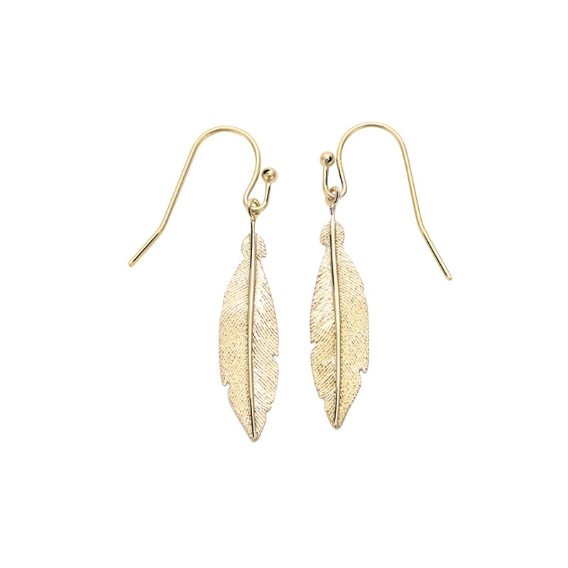 Boucles d'oreilles pendantes Carador plume texturée en plaqué or