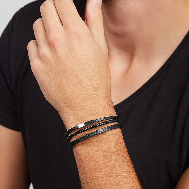 Bracelet Fossil JF03322040 à plusieures lanières en cuir noir et acier argenté