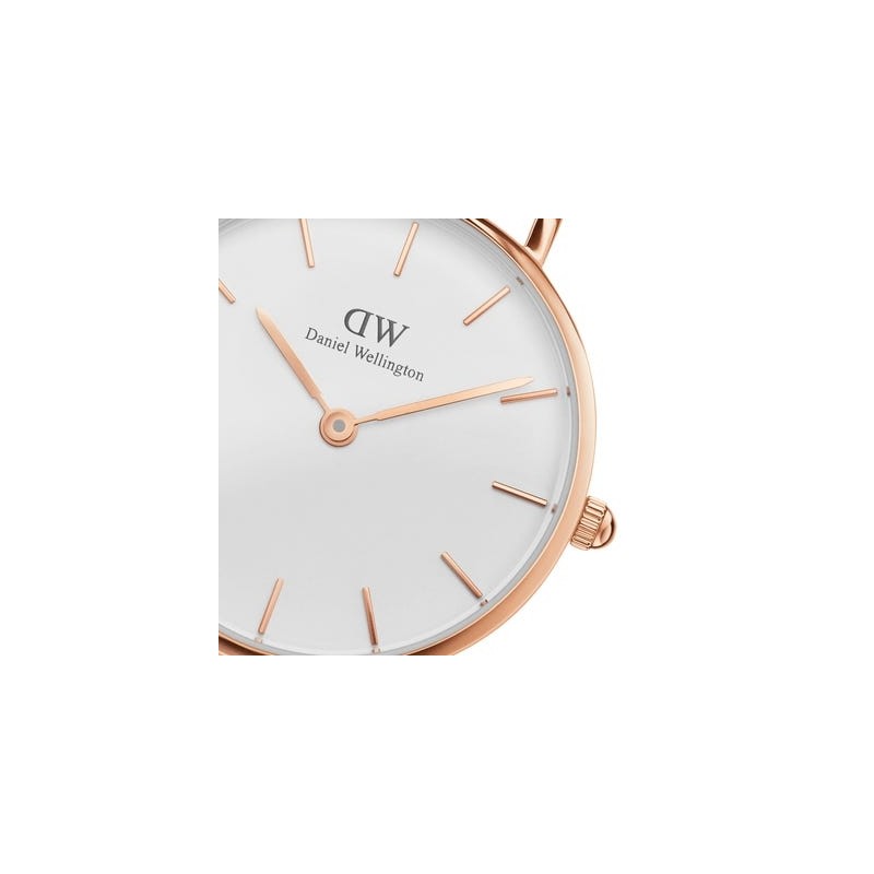 Montre femme acier doré rose et bracelet cuir noir Daniel Wellington