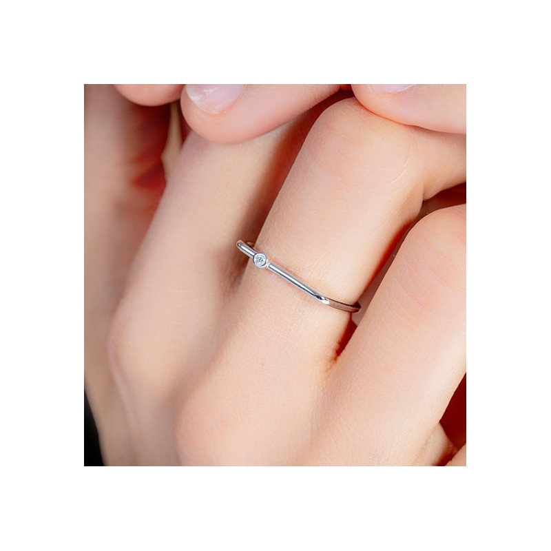 Bague funambule argent 925/000 rhodié et diamant de la marque La Garçonne