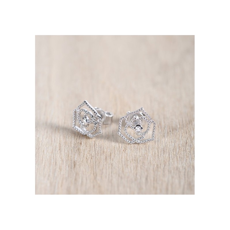 Boucles d’oreilles « rose perlée » argent 925/000 rhodié et diamant de la marque La Garçonne