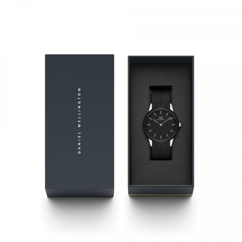 Montre Daniel Wellington acier argenté et noir