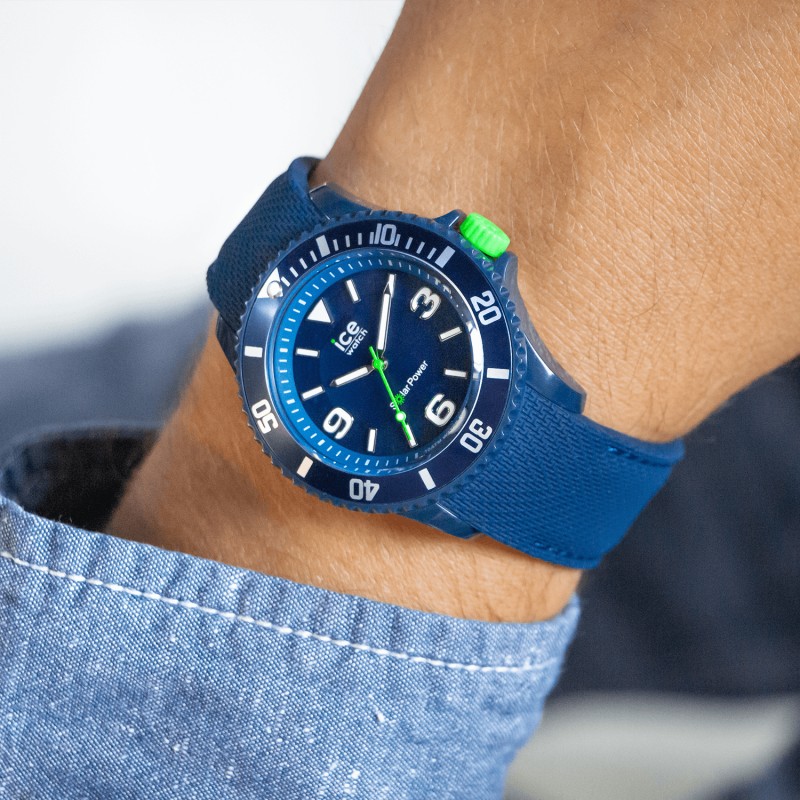 Montre Ice Watch sixty nine dark blue Solar Medium