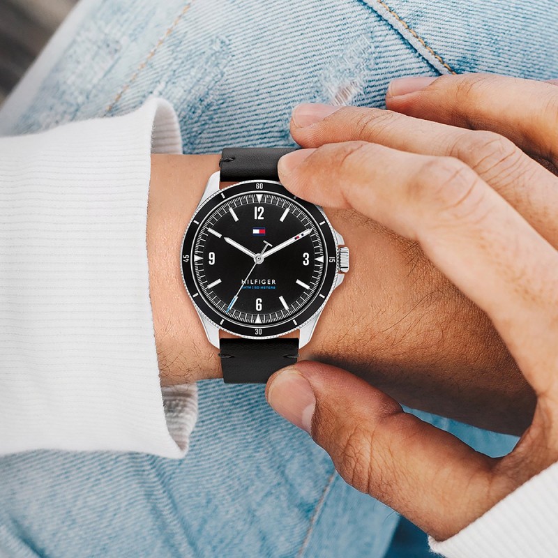 Montre homme tommy hilfiger noire