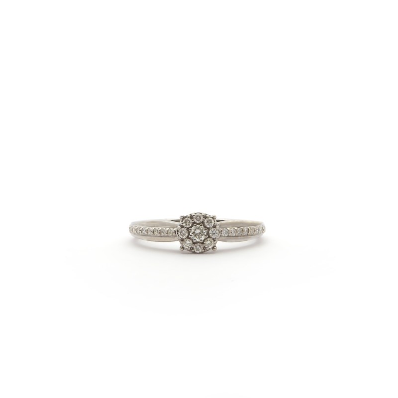 BAGUE SOLITAIRE ACCOMPAGNEE OR BLANC 375/000 DIAMANTS