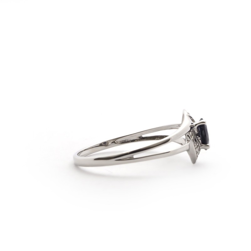 Bague Carador Saphir et diamants en or blanc 375/000