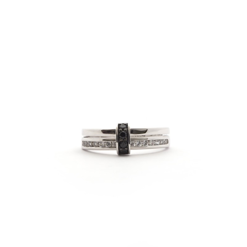 Bague Oxydes Blanc et Noir Gri Or 375/000