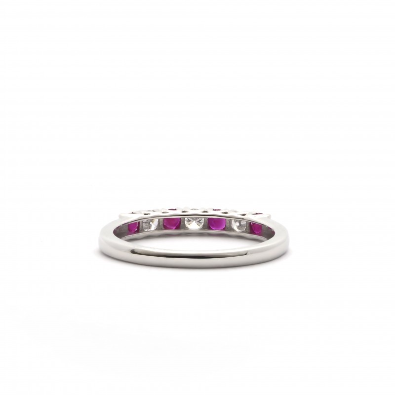 Bague Carador type alliance demi-tour rubis et diamant sertis griffe en or blanc 750/000
