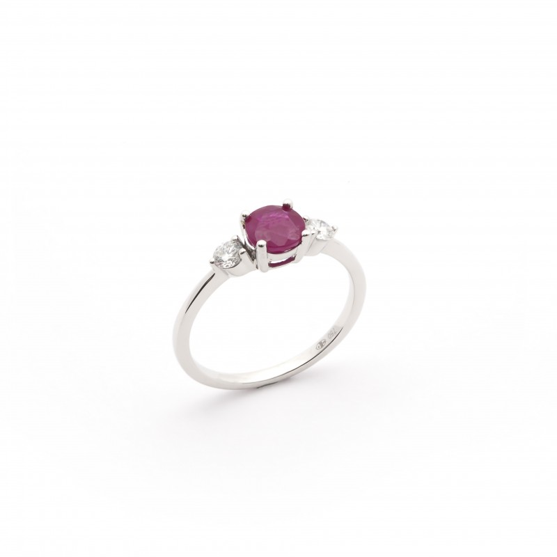 Bague Carador inspiration joaillerie petit modèle en or blanc 750/000, diamants et rubis