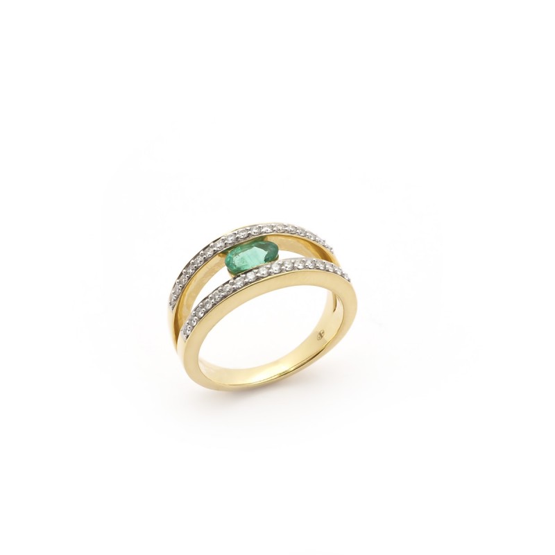 Bague en or jaune 750/000 emeraude et diamants