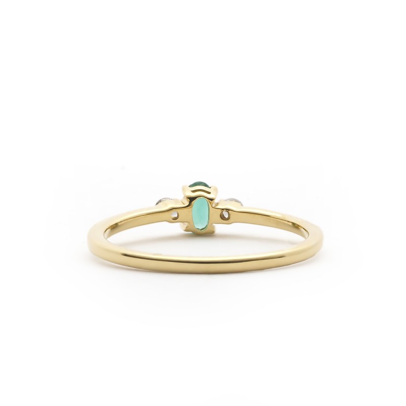 Bague Carador inspiration joaillerie  en or jaune 750/000, diamants et émeraude ovale