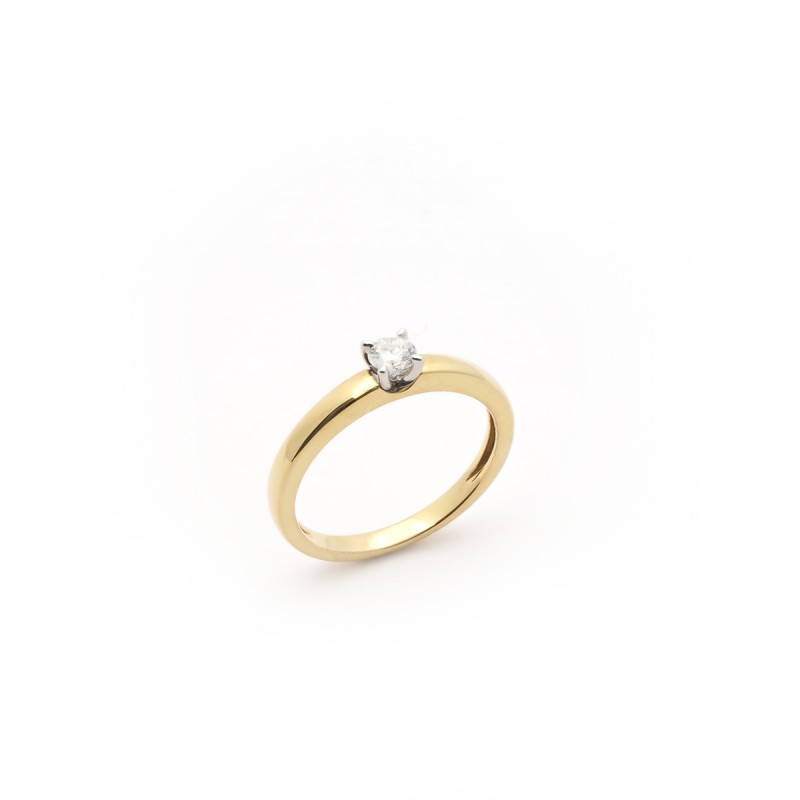 Bague Solitaire Or jaune 750/000 et diamant 0.18