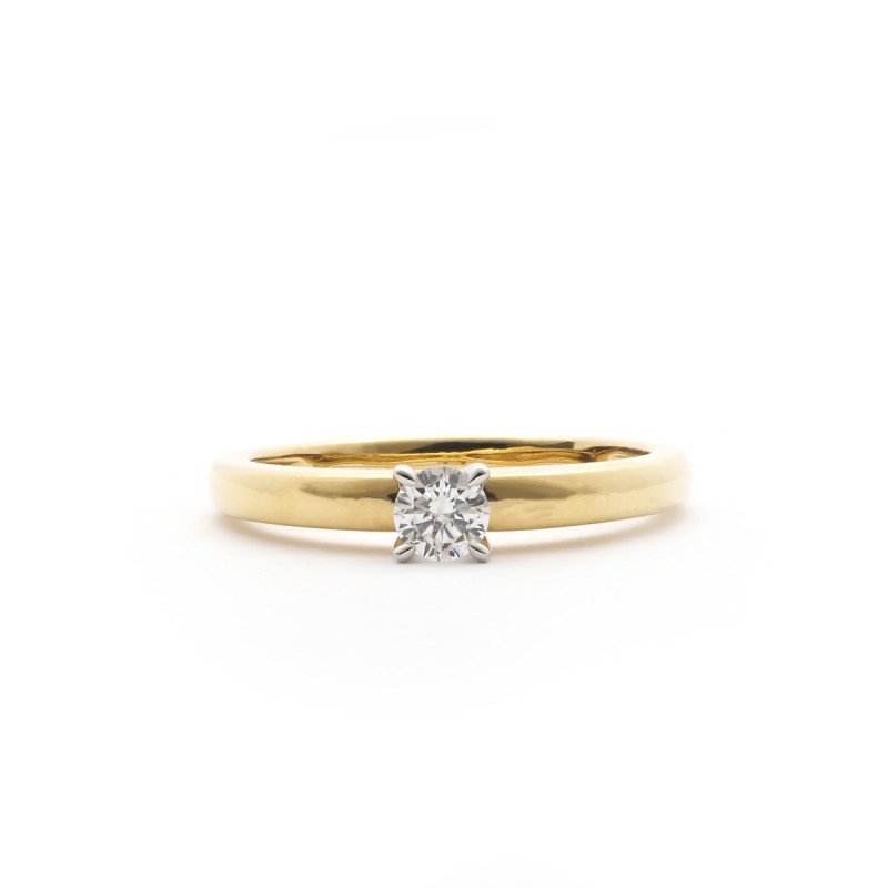 Bague Solitaire Or jaune 750/000 et diamant 0.18