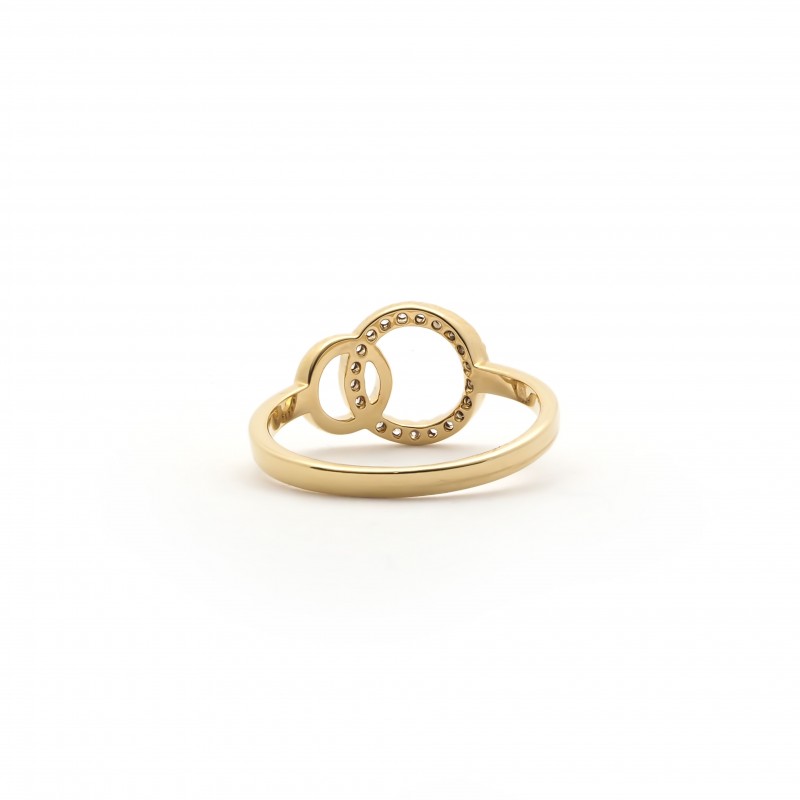 Bague Carador double cercles entrelacés en plaqué or et oxydes de zirconium