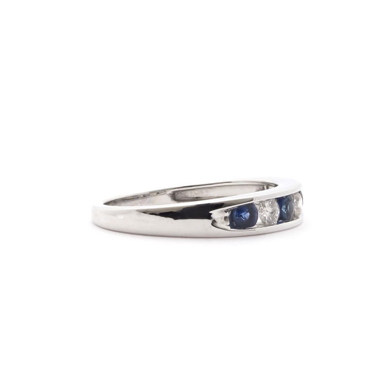 Bague Carador type alliance demi-tour saphir et diamant en or blanc 750/000