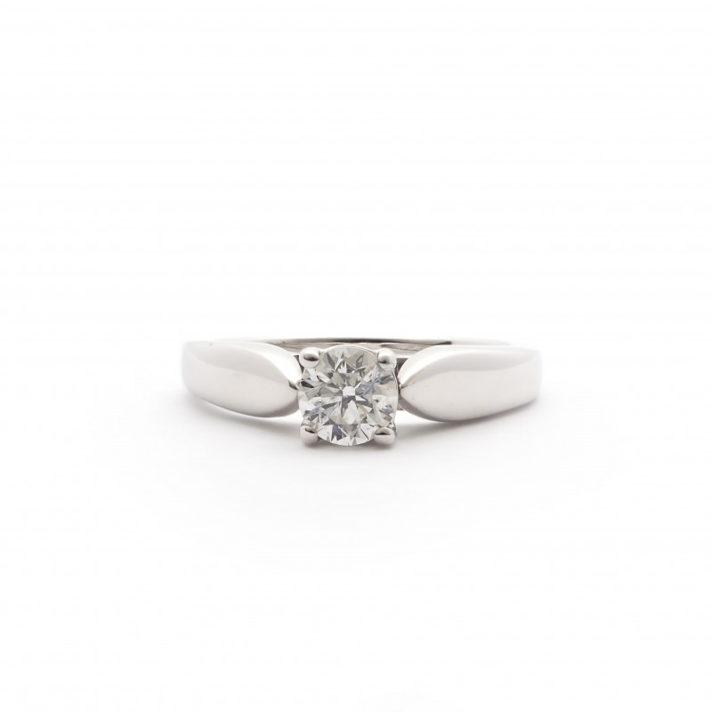 Bague solitaire Carador 4 griffes en or blanc 750/000 et diamant 0,5 cts