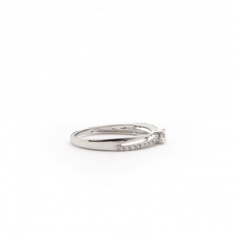 Bague Carador solitaire accompagné diamant or blanc 750/000