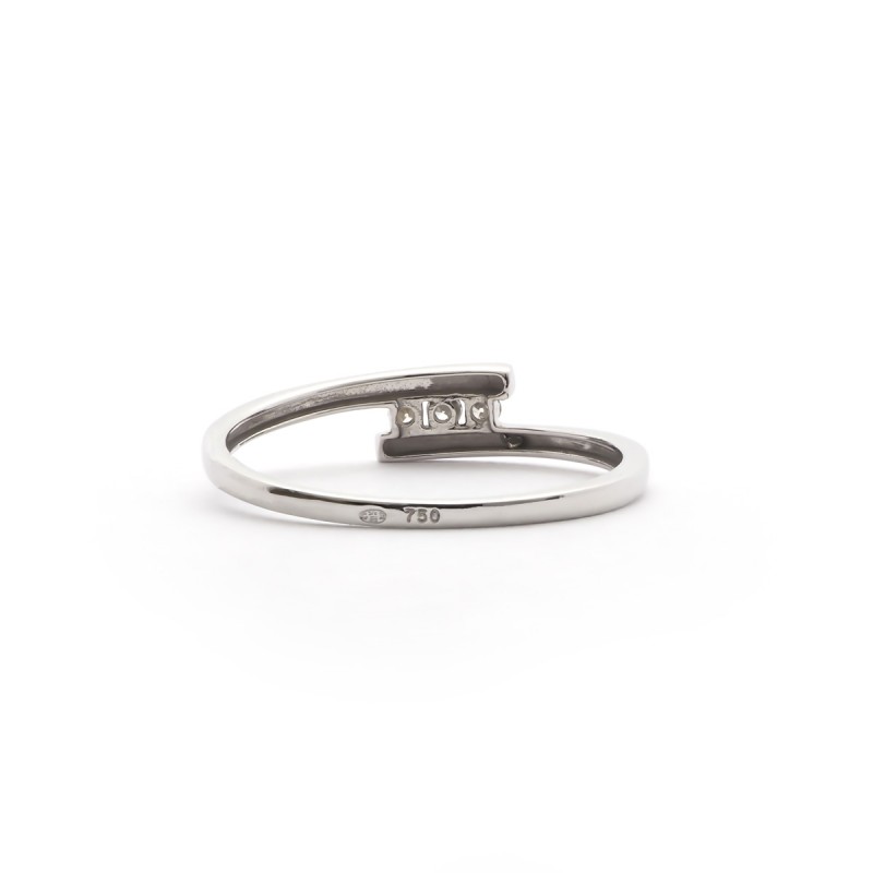 Bague Carador triologie de diamants en or blanc 750/000