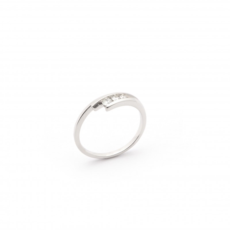 Bague Carador trilogie asymétrique en or blanc 750/000 et diamants