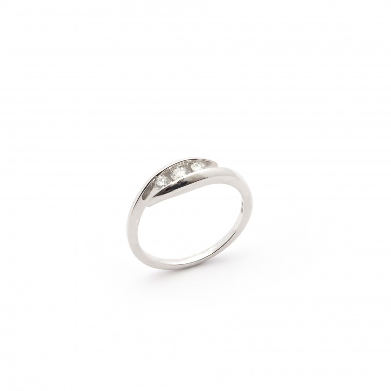 Bague Trilogie Carador en or blanc 750/000 et diamant