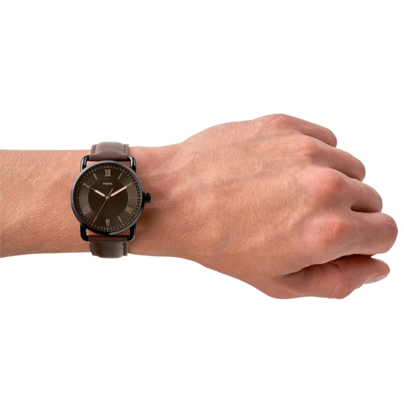Montre Fossil bracelet cuir marron