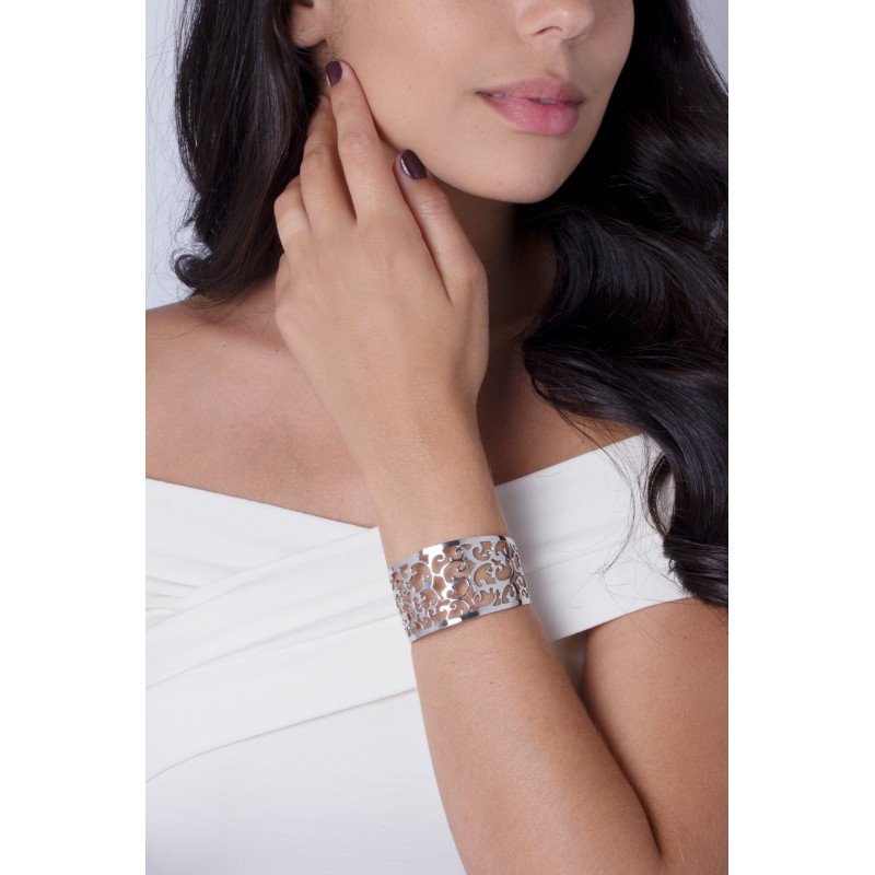 Bracelet manchette Amporelle motif arabesques ajourées en acier argenté