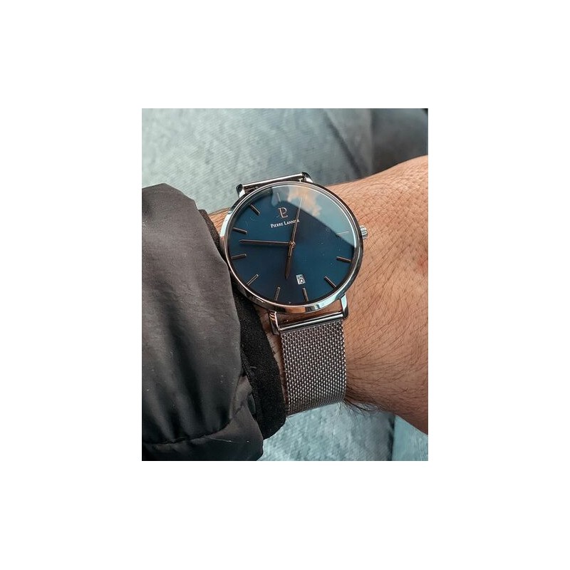 Coffret Montre Homme Pierre Lannier Bracelet en Acier Milanais Argenté et Cadran Bleu Collection ECHO