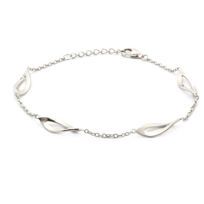 Bracelet en argent aux formes allongées