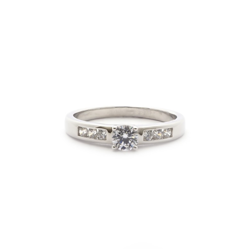 Bague solitaire accompagné femme carador en argent avec oxydes de zirconium