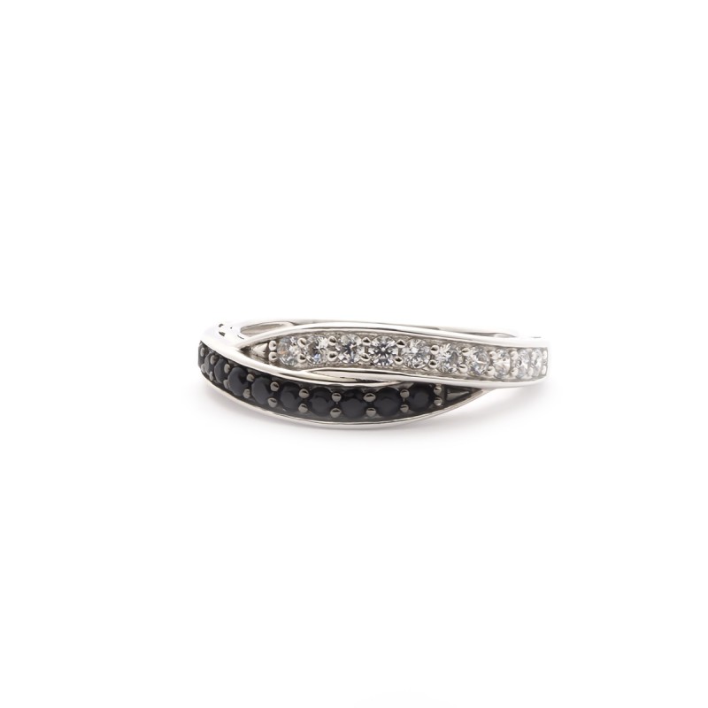 Bague double anneau serti d'oxydes de zirconium noir et blanc