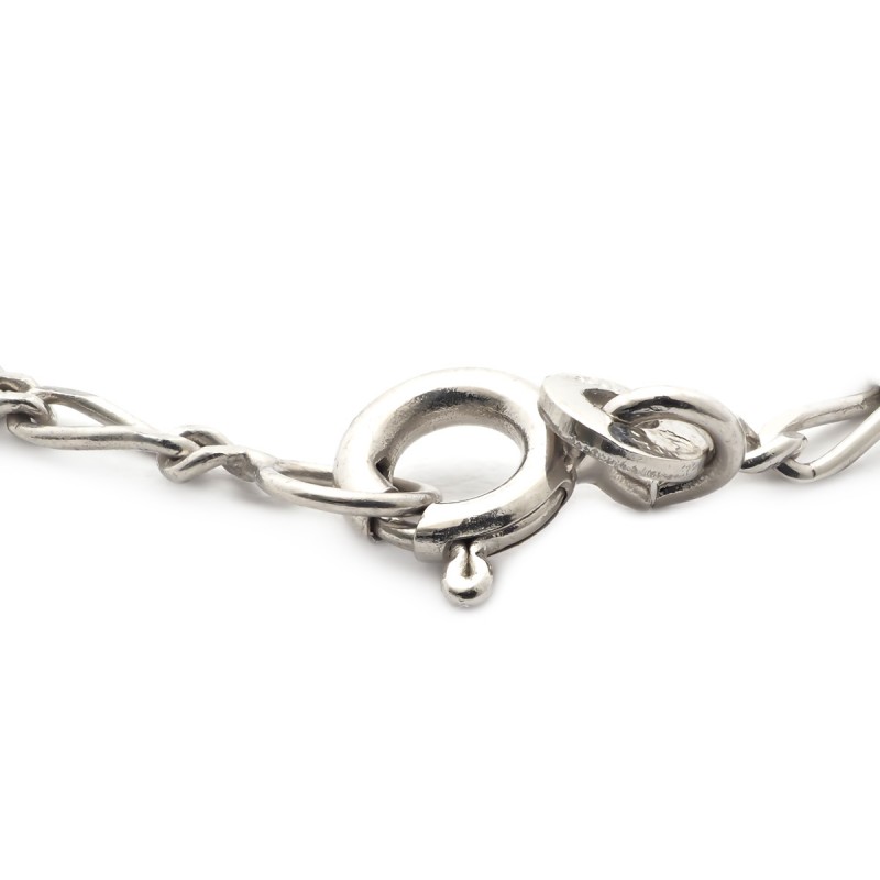 Gourmette identité Carador en or 750/000, plaque rectangulaire finition dentelle