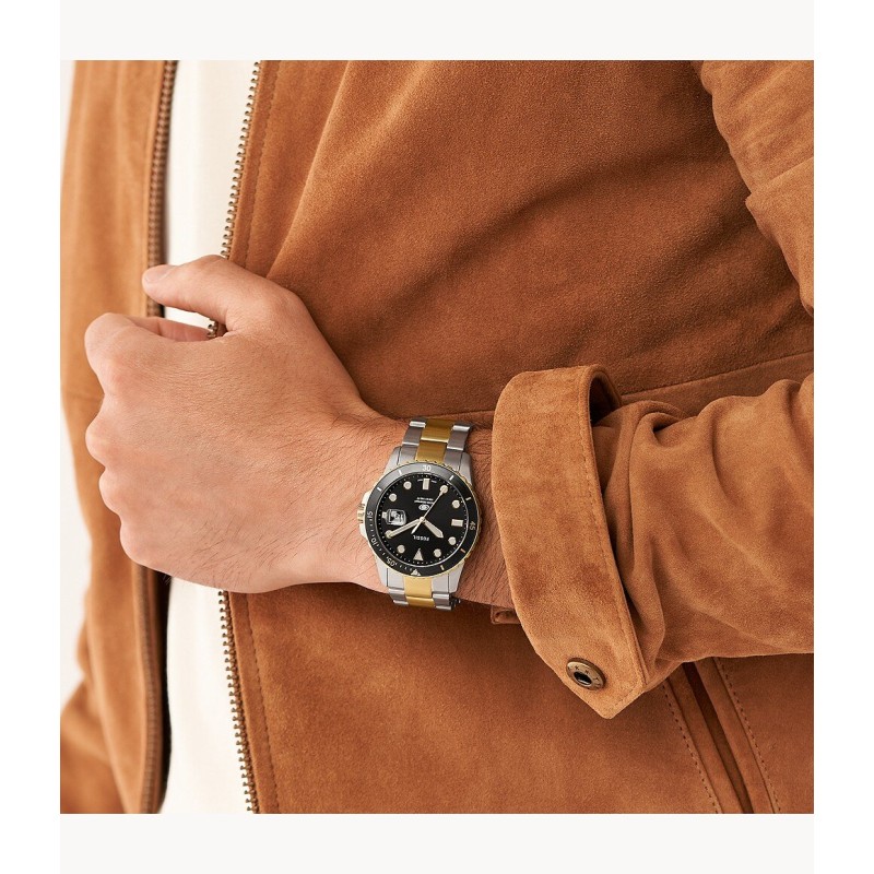 MONTRE HOMME FOSSIL EN ACIER BICOLORE CADRAN NOIR