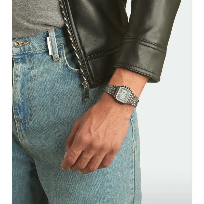 MONTRE CASIO DIGITALE ACIER GRIS HOMME