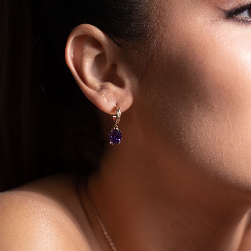 BOUCLES D'OREILLES FEMME PENDANTES GRIFFE ROUGE ELISABETH PLAQUE OR ET OXYDE VIOLET