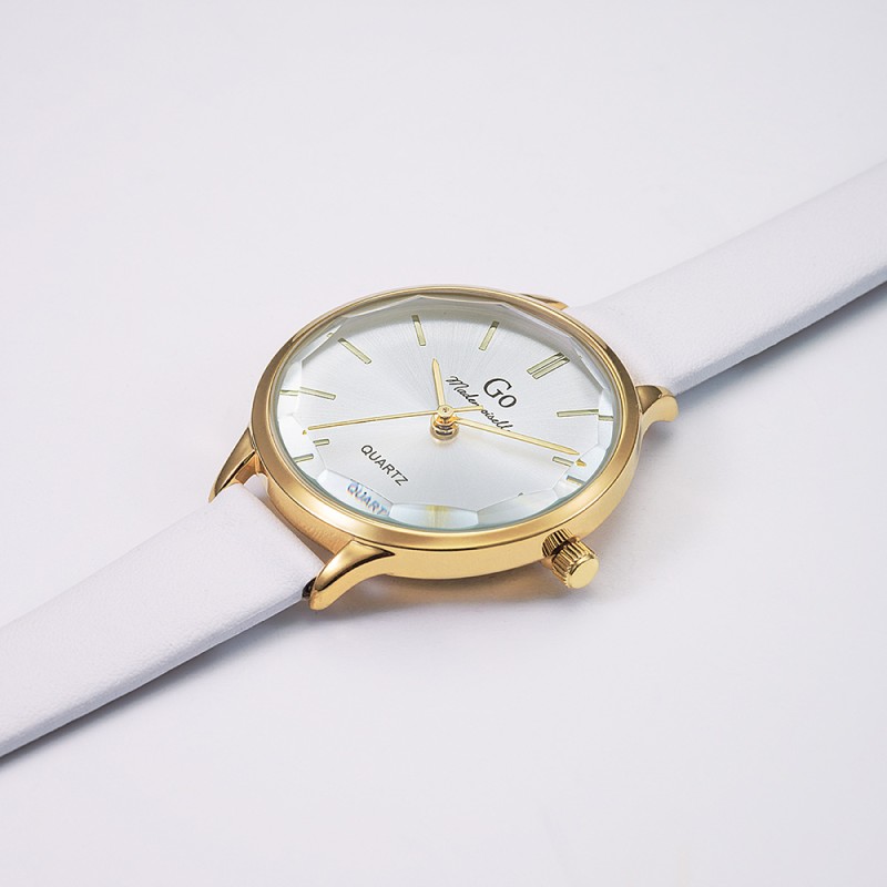 Montre Femme GO  bracelet cuir blanc