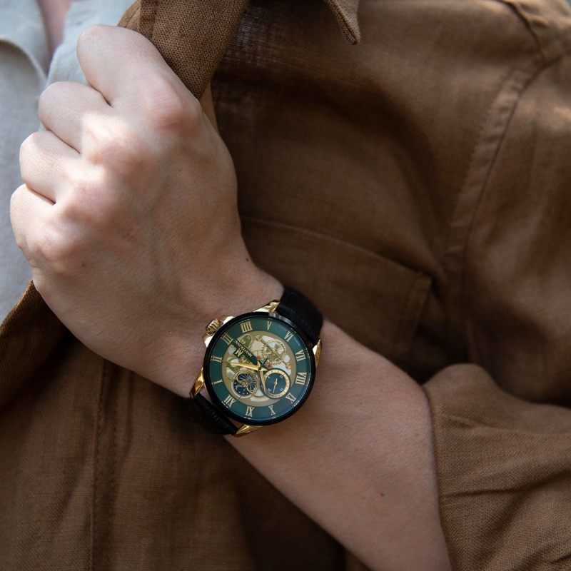 Montre Montignac  bracelet en cuir noir