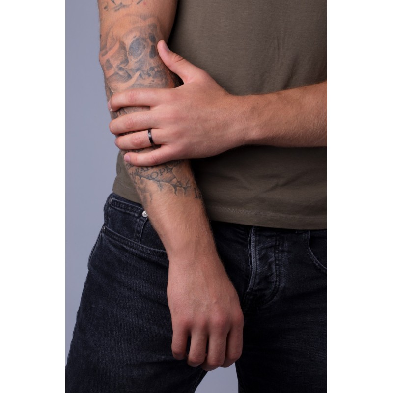 Bague Homme Phebus type Alliance en Acier noir