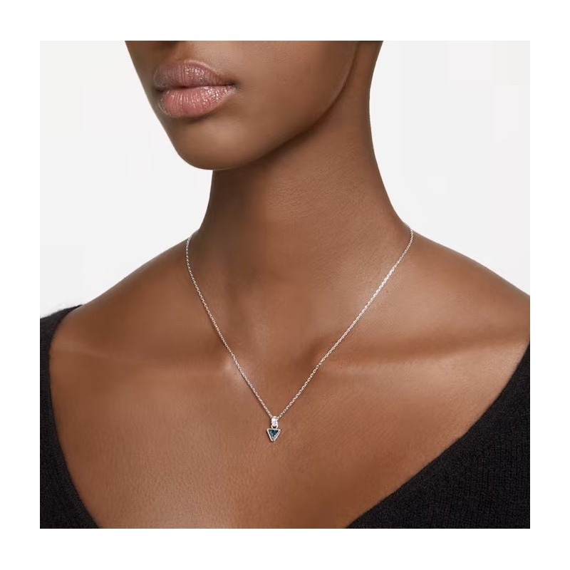 Collier Swarovski acier argenté avec Cristal gris motif triangle Maille forçat