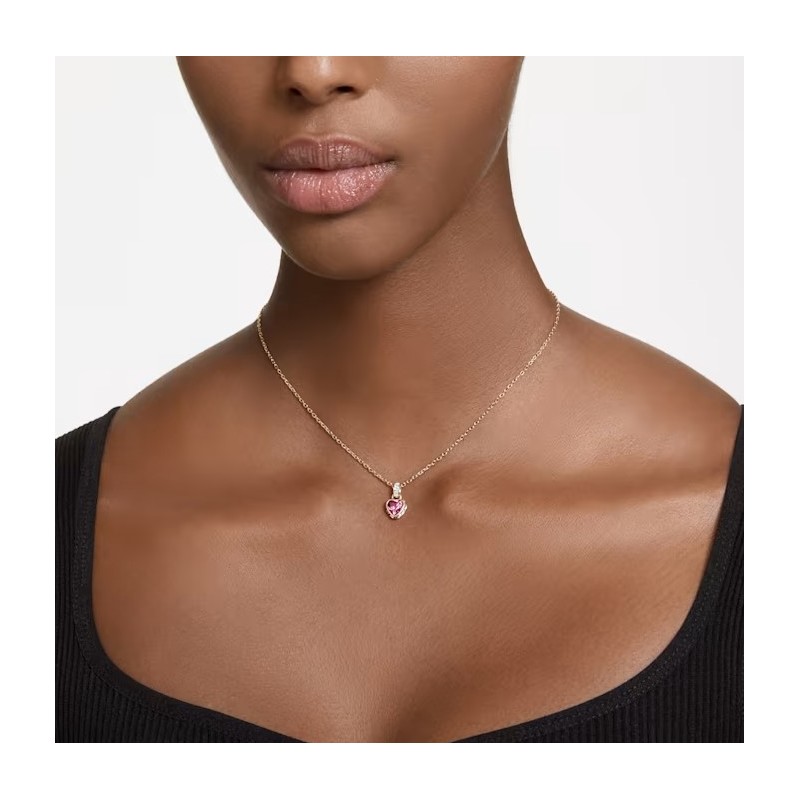 Collier Swarovski  Plaqué Or avec Cristal rouge motif coeur Maille forçat