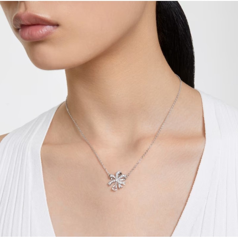 Collier Femme Swarovski ACIER argenté avec Cristaux Motif noeud Maille forçat