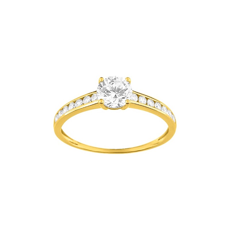 Bague solitaire accompagné Carador en or jaune 375/000 et oxydes de zirconium