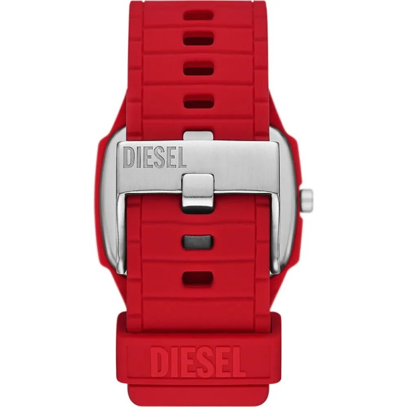 MONTRE HOMME DIESEL EN SILICONE ROUGE BOITIER RECTANGLE