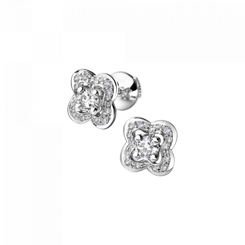 BOUCLES D'OREILLES CLOUS FEMME MAUBOUSSIN "CHANCE OF LOVE" EN OR BLANC 750/000 ET DIAMANTS
