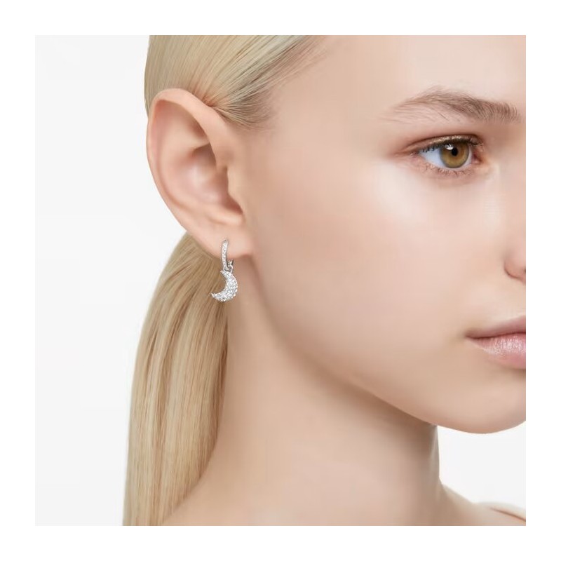 Boucles d'oreilles pendantes Swarovski  Collection Luna en acier argenté et cristal
