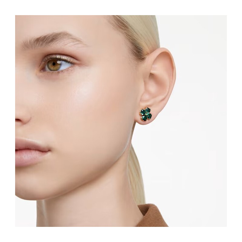 Boucles d'oreilles clous Swarovski  Collection Idyllia en acier doré et cristal vert motif tréfle