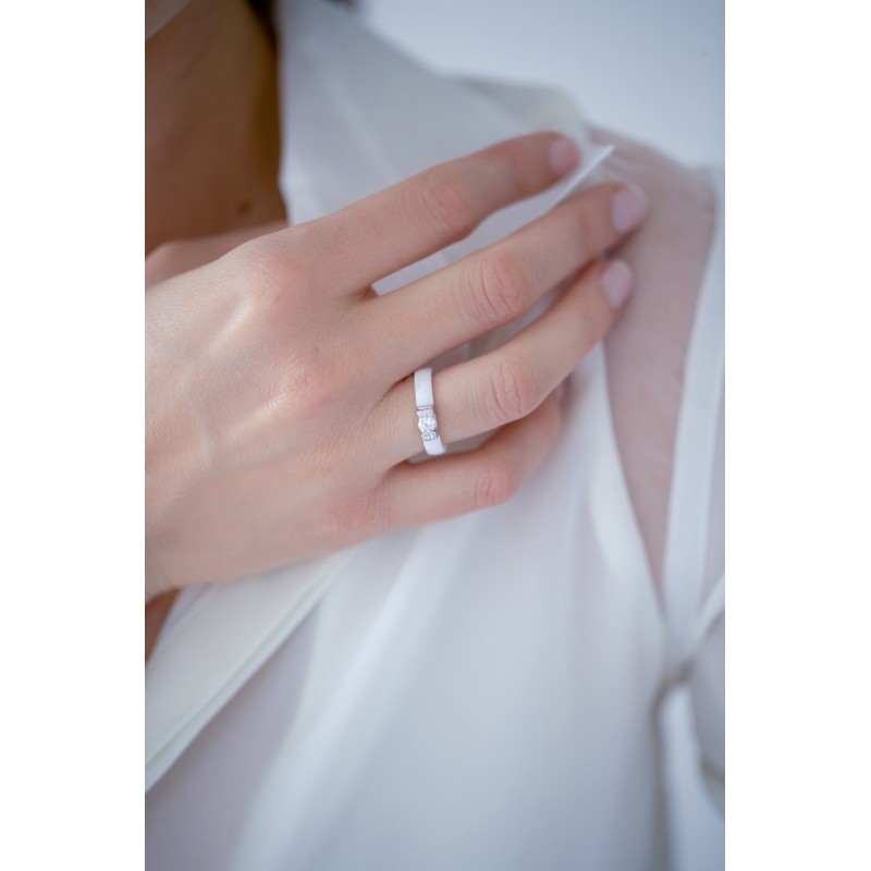 Bague Femme carador solitaire céramique blanche avec oxyde de zirconium