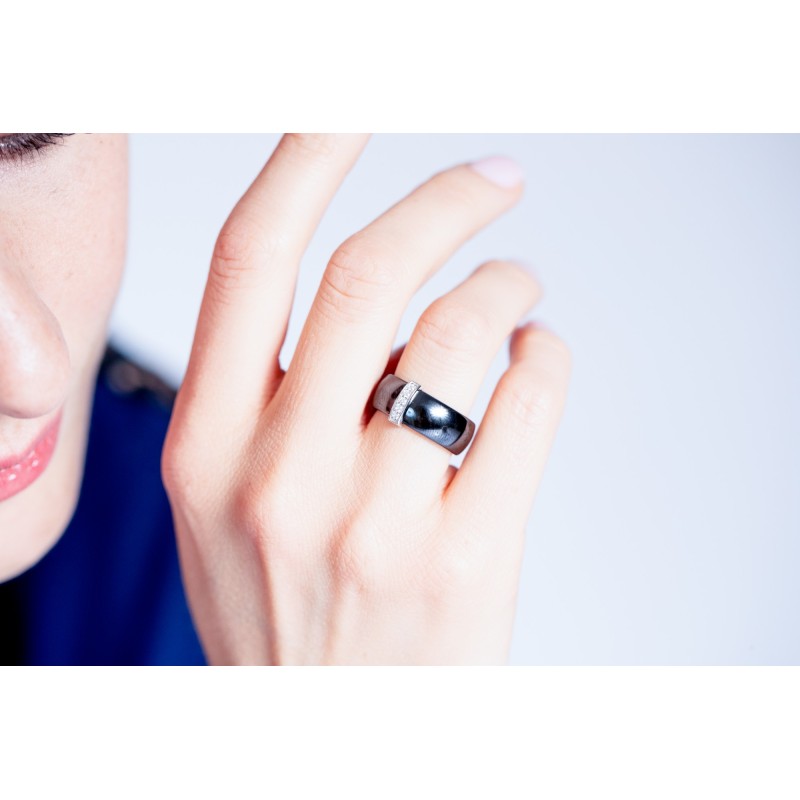 Bague Femme carador en céramique noire avec barrette en argent sertie d'oxydes de zirconium