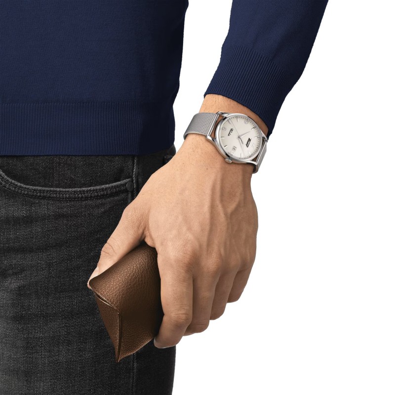 Montre Tissot heritage Visodate bracelet milanais