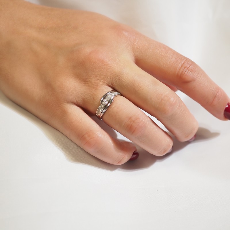 BAGUE FANTAISIE CARADOR EN OR BLANC 375/000 ET DIAMANTS 0.19 CARAT